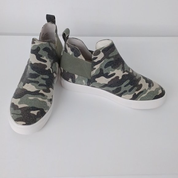 *NEW* Steve Madden Crushin High Top Slip-On Sneaker 7M, GREEN CAMO - Picture 4 of 4